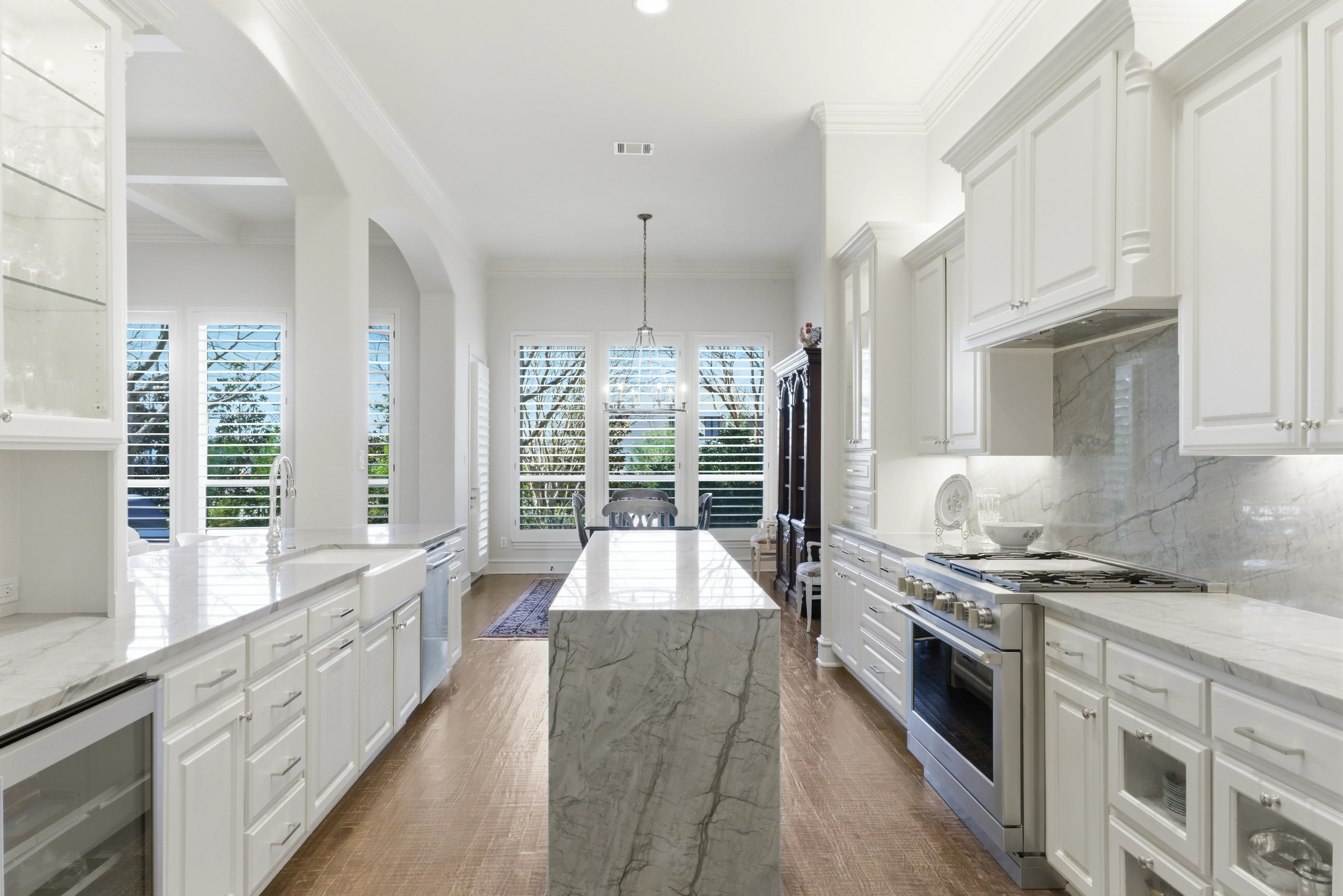 Kitchen wide